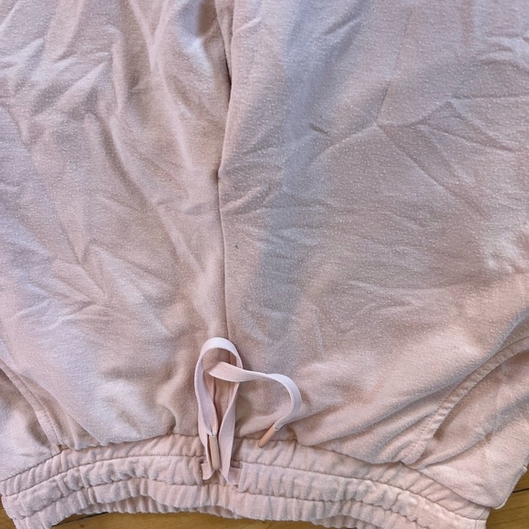 Gymshark light pink jogger style athletic comfort sweatpants - Picture 6 of 7
